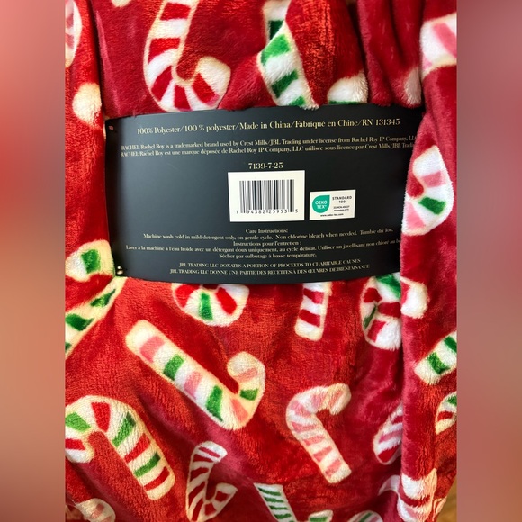 NWT Candy Cane Oversized Plush Throw by Rachel Roy - Picture 9 of 12